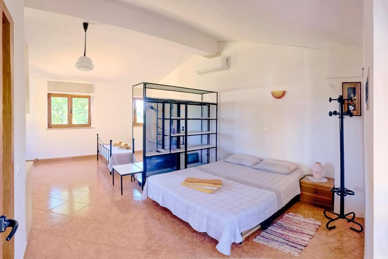 Studio Apartment Gianni Vizinada Exterior photo